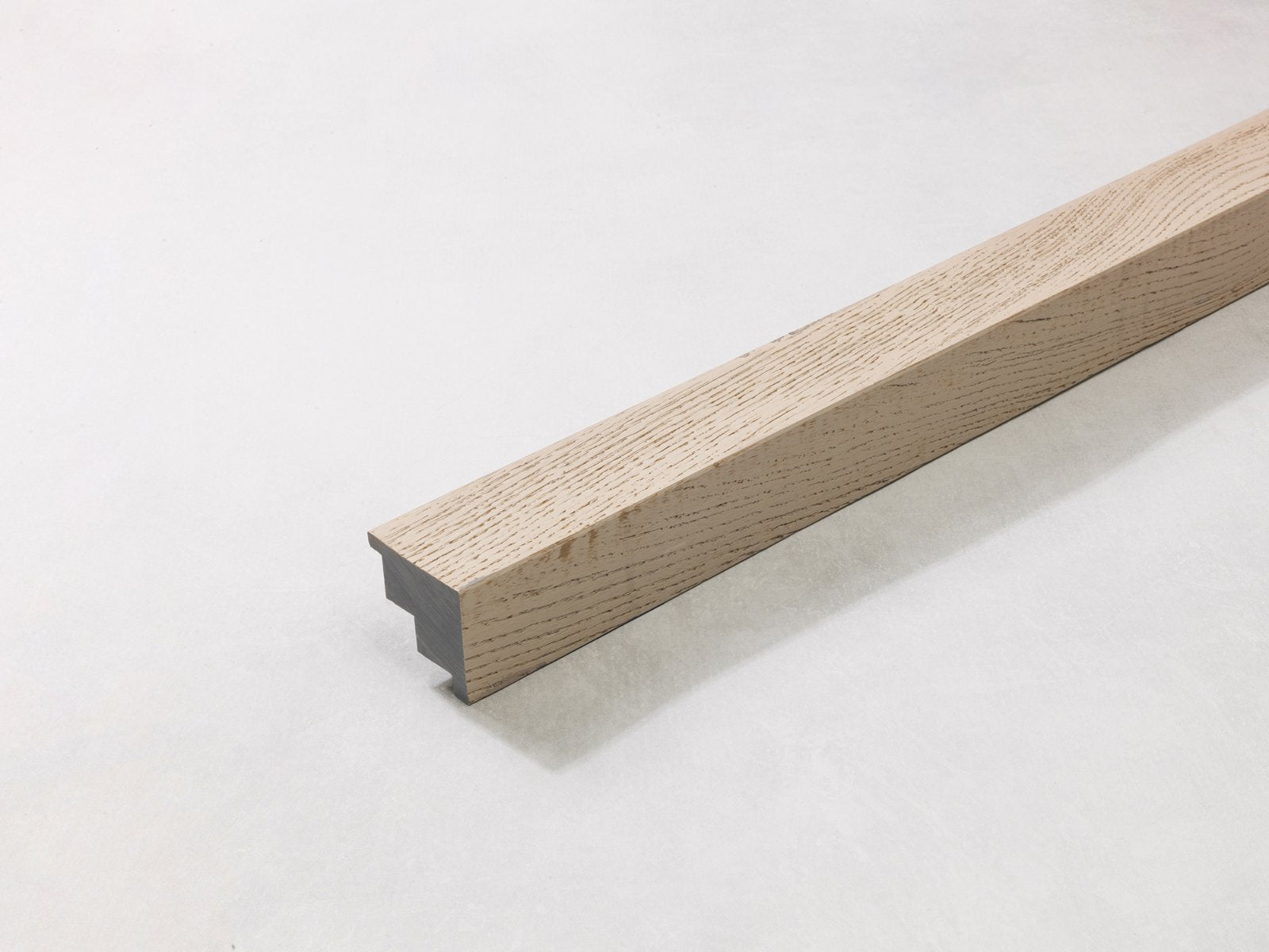 Millboard Envello buitenhoekprofiel Shadow Line+ Limed Oak 3000x50x32mm