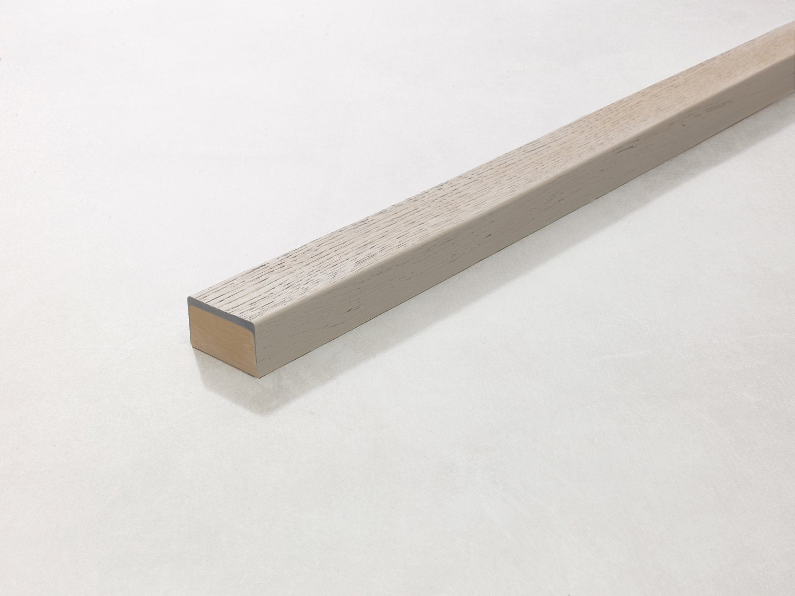 Millboard Envello facade rand flexibel Smoked Oak 2400x50x32mm