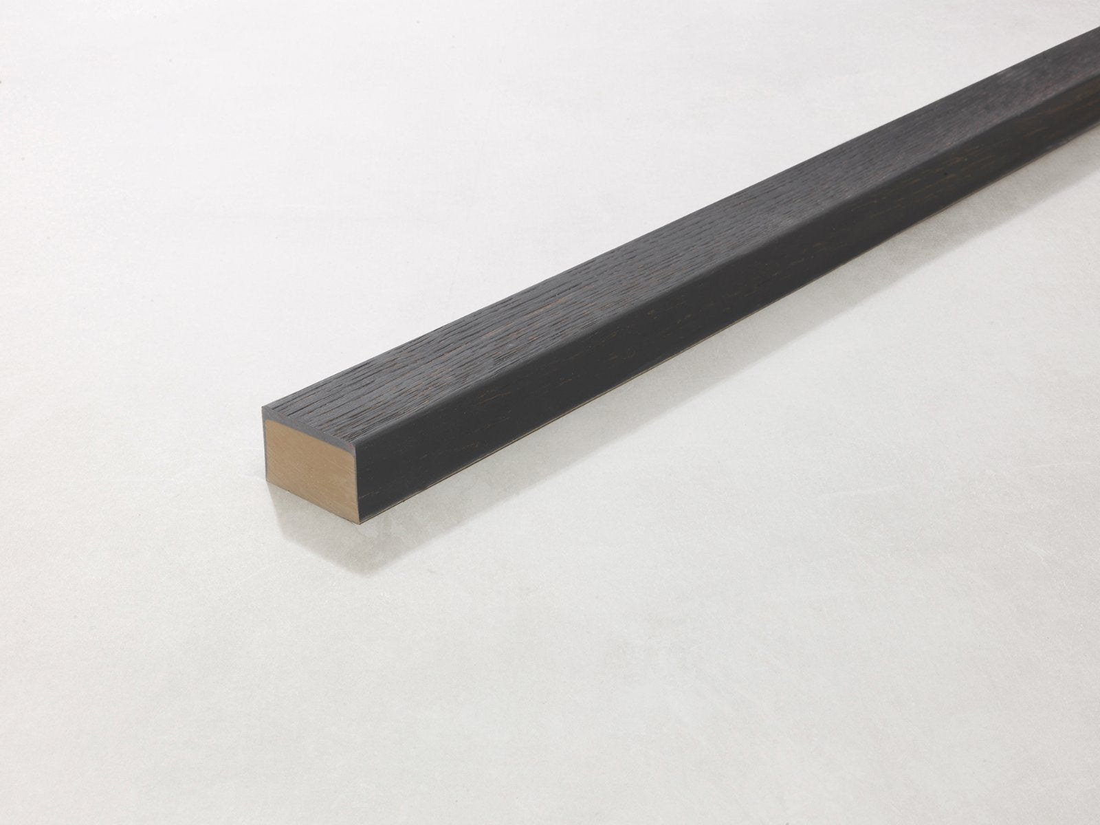 Millboard Envello facade rand flexibel Burnt Cedar 2400x50x32mm