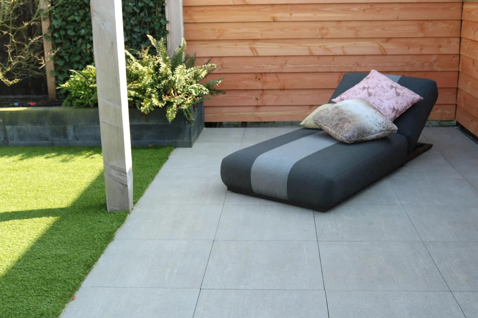 Furora+ Champagne Bronze 60x60x4,4cm Brons