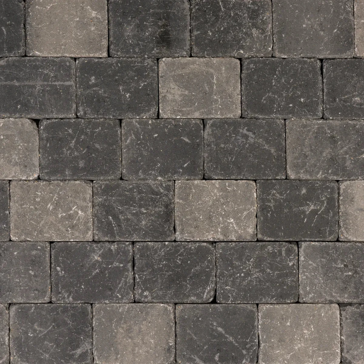 Trommelsteen grijs/zwart genuanceerd 20x15x6cm