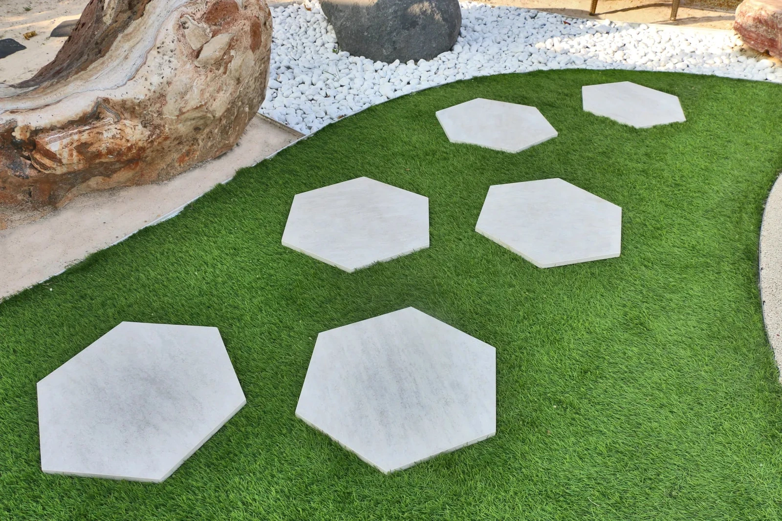 Staptegel Hexagon Quarzite Bianca o 60x52x2cm Wit