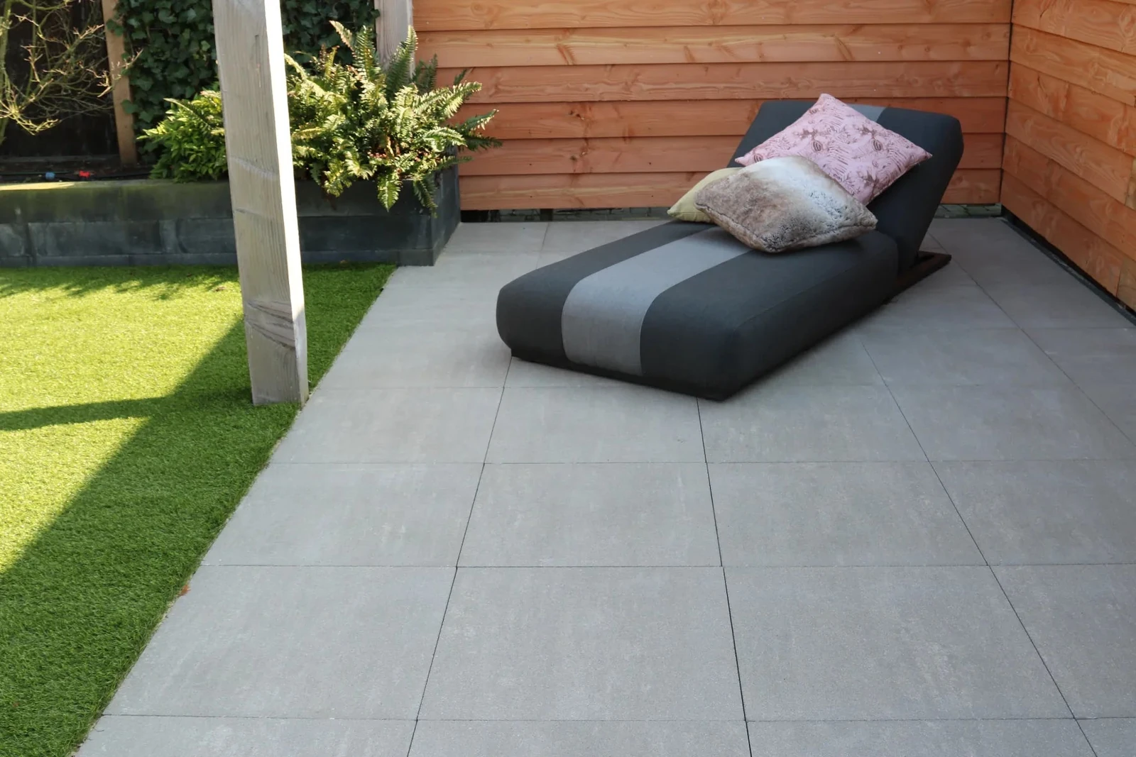 Furora+ Champagne Bronze 60x60x4,4cm Brons