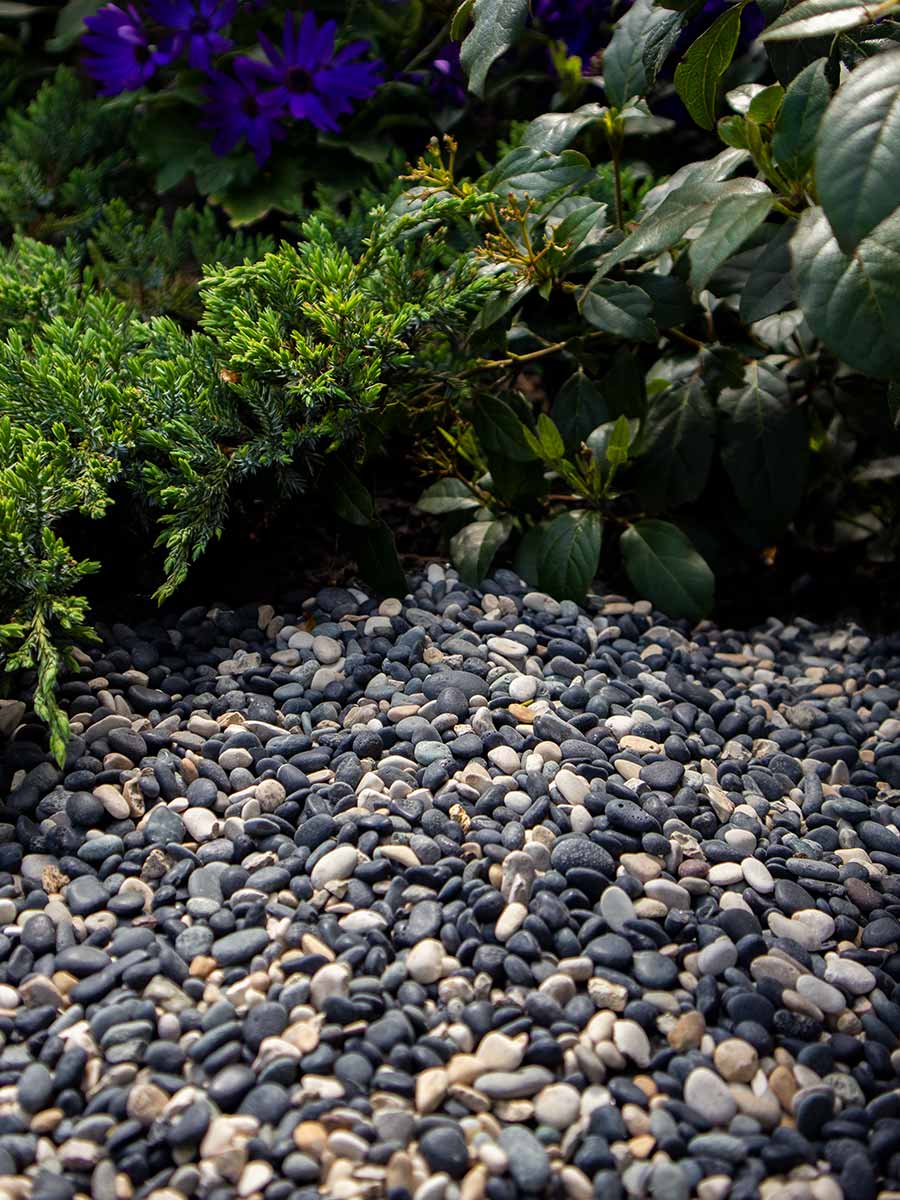 Natural blend pebbles 5/8mm
