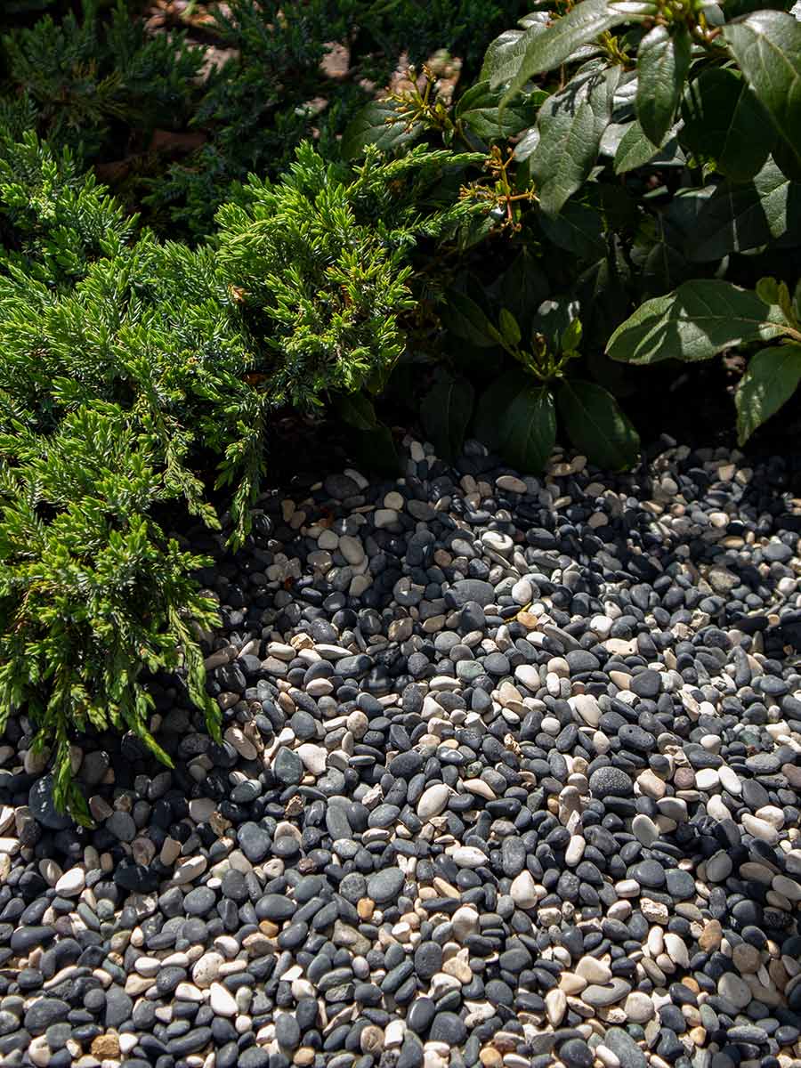 Natural blend pebbles 5/8mm